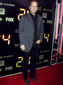  Mariah Carey Secretly Worried About Her Hit Christmas Song This Year 