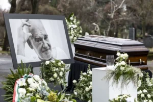 Béla Tarr laid to rest: Hungary bids farewell to the legendary filmmaker – photo gallery