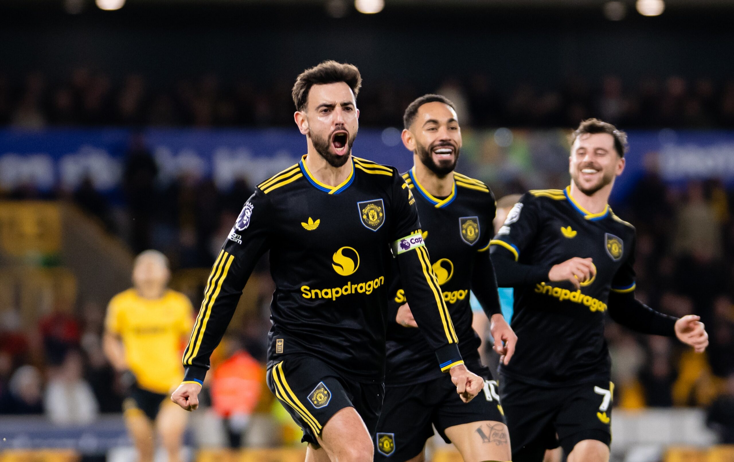 Bruno Fernandes joins Mo Salah in elite five-man club with rare feat as Manchester United enter top six