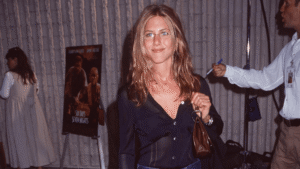 13 Amazon Finds That Recreate Jennifer Aniston’s ’90s Airport Style