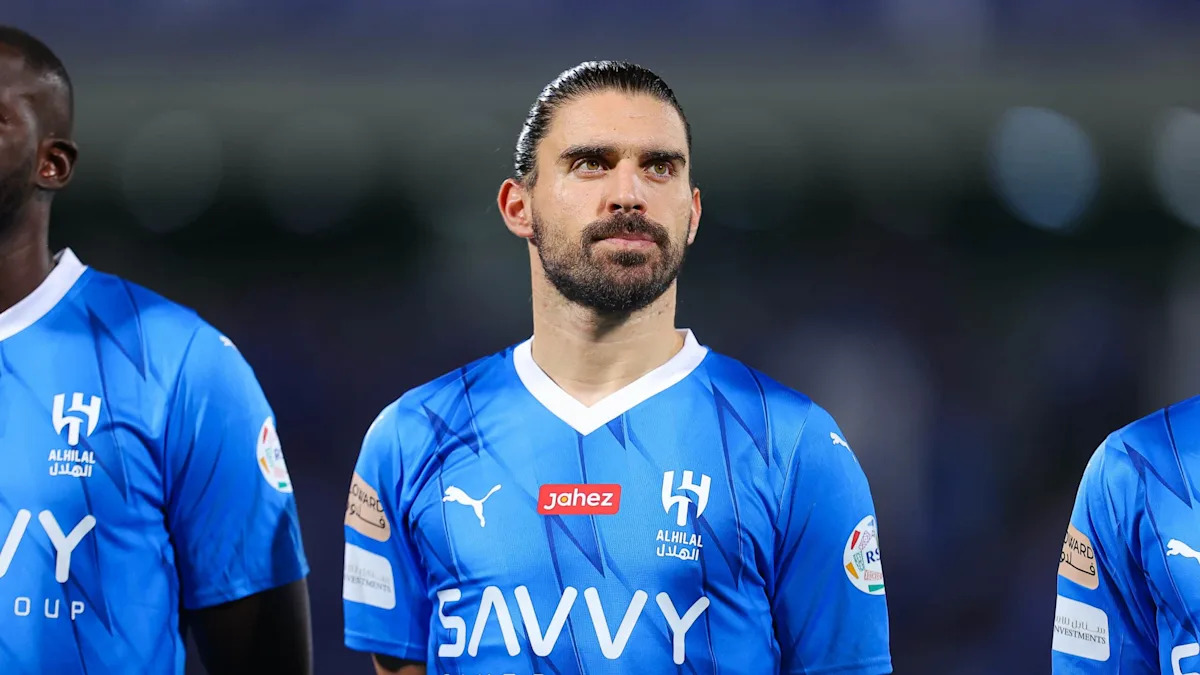 Report: Premier League Clubs Target Return For Saudi League Midfielder