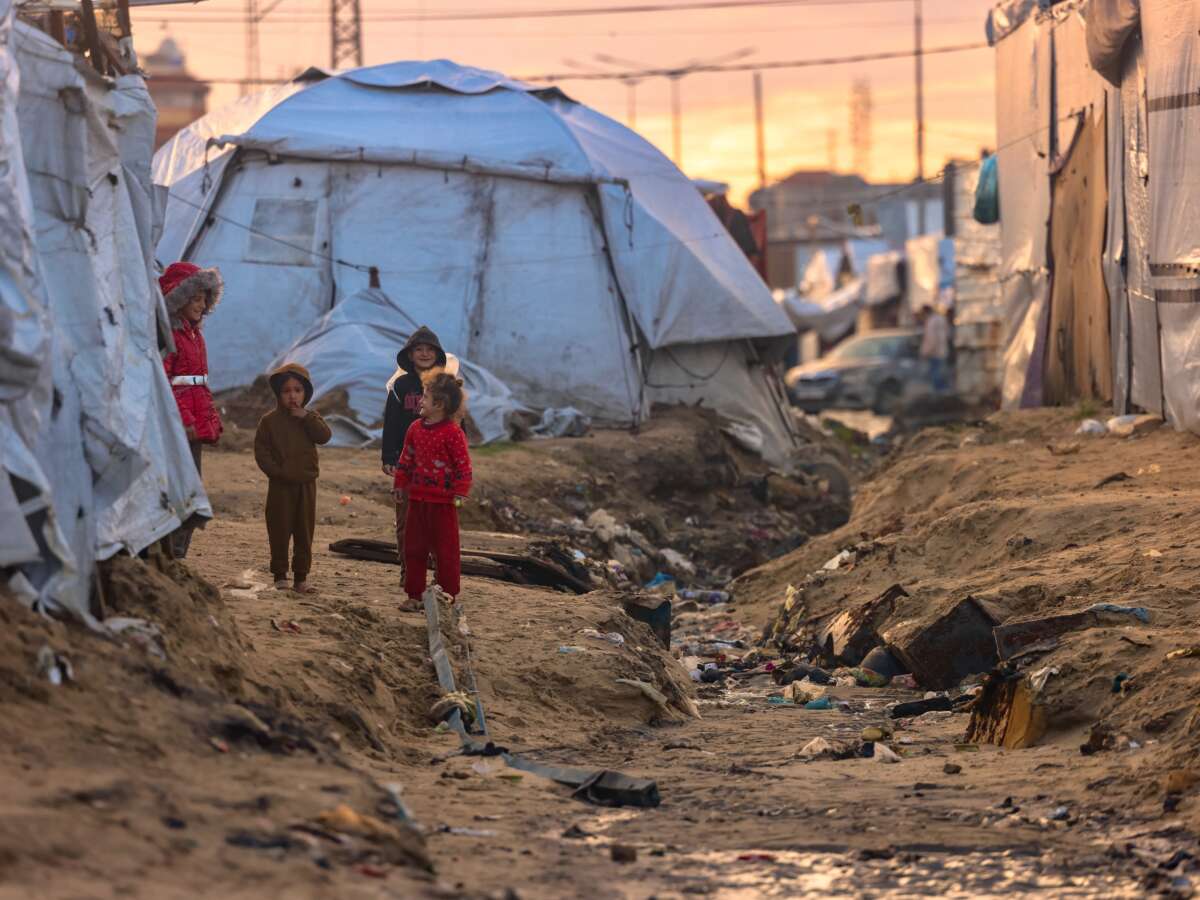 A Deadly Bacterial Meningitis Outbreak Is Spreading Among Children in Gaza