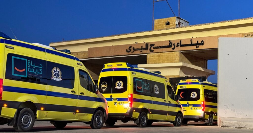 Key Gaza border crossing reopens, a step forward in the Israel-Hamas ceasefire