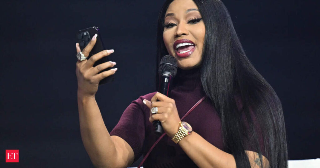 Nicki Minaj deactivates instagram after Turning Point USA appearance