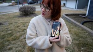 Families remember U.S. reservists killed in Kuwait, members of an Iowa logistics unit