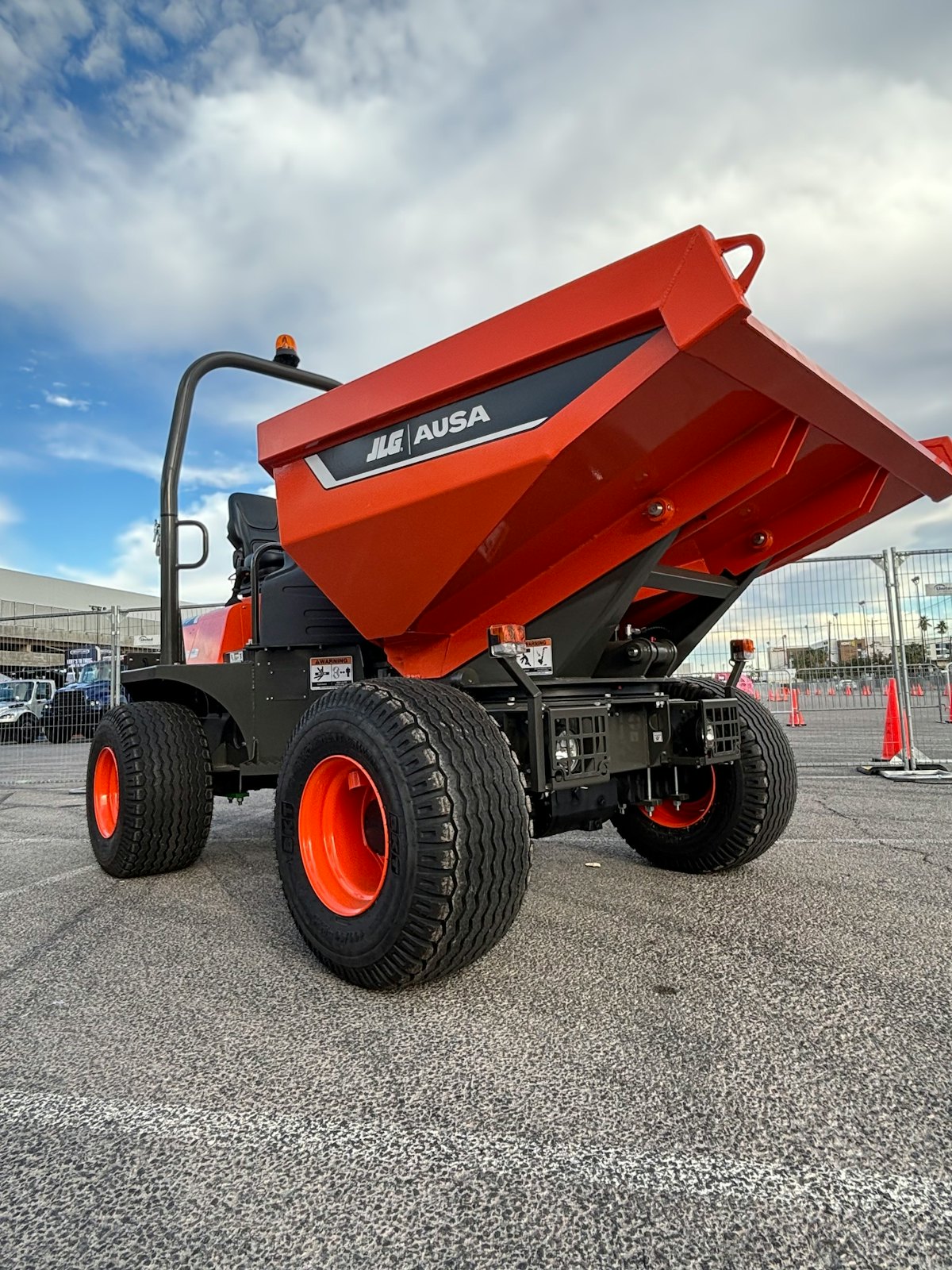 JLG Rebrands Ausa Compact Equipment as “JLG Ausa” with New Model Names