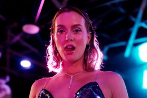 ‘Basic’ SXSW Review: Ashley Park and Leighton Meester Bond Over Toxic Relationship Anxieties in a Charming Rom-Com
