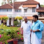 ‘Iruvar’ Teaser: Mohanlal Talks Cinema, Politics in Candid Interview With Kerala CM Pinarayi Vijayan
