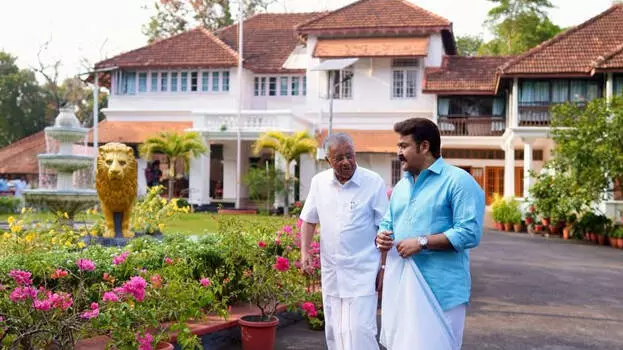 ‘Iruvar’ Teaser: Mohanlal Talks Cinema, Politics in Candid Interview With Kerala CM Pinarayi Vijayan