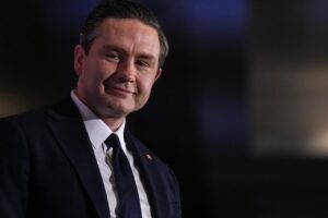 Poilievre lands in London for first foreign trip as Opposition leader