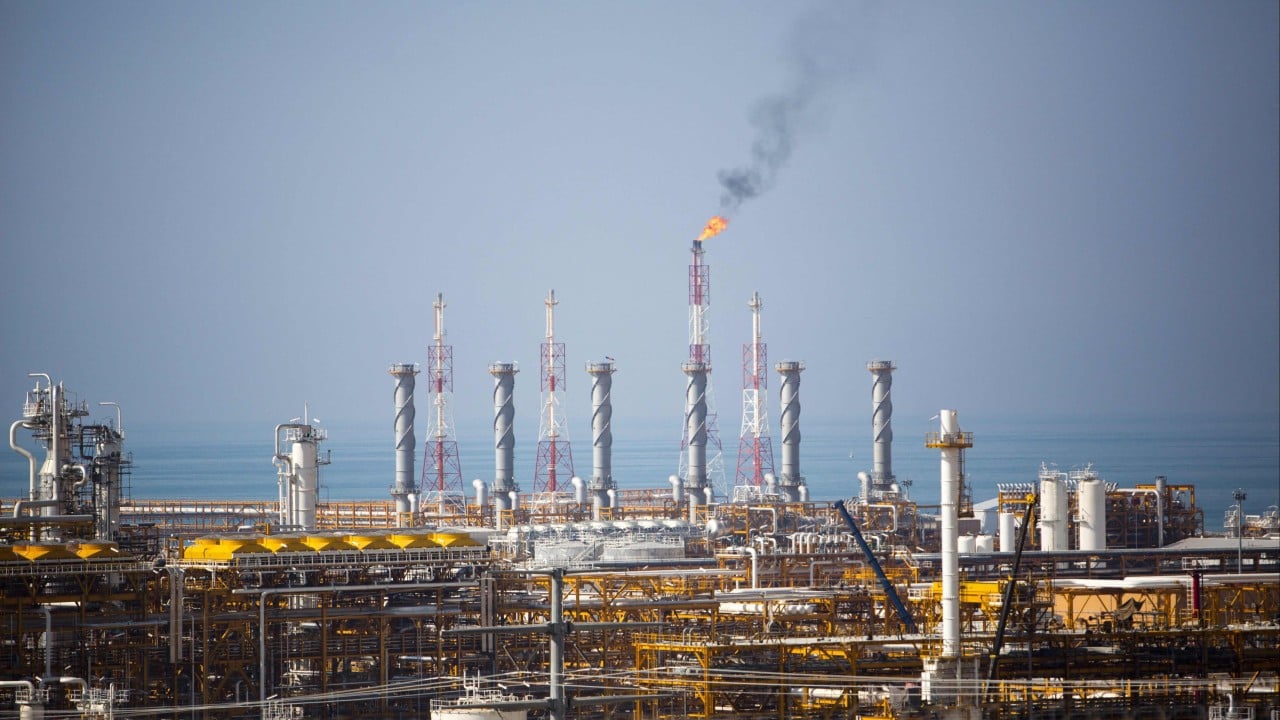 Iran threatens Gulf energy targets after Pars gas field struck, sending oil prices higher