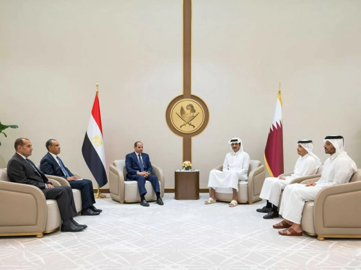 Emir of Qatar, Egyptian President discuss regional developments