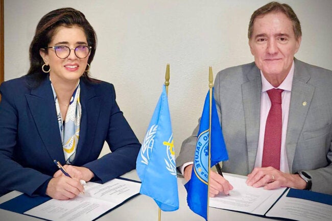 WHO Eastern Mediterranean Region and Pan American Health Organization sign agreement to strengthen hospital resilience