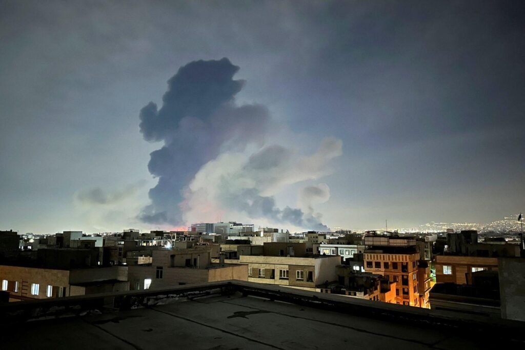 Combatants in Mideast war trade more air strikes as Iran clamps down on dissent