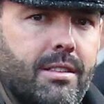 Why have the Kinahans not left their base in UAE for the past four years?