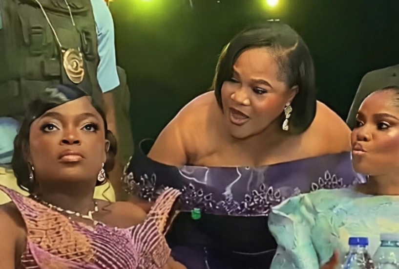 TRENDING: Reactions as Funke Akindele snubs Toyin Abraham at movie premiere