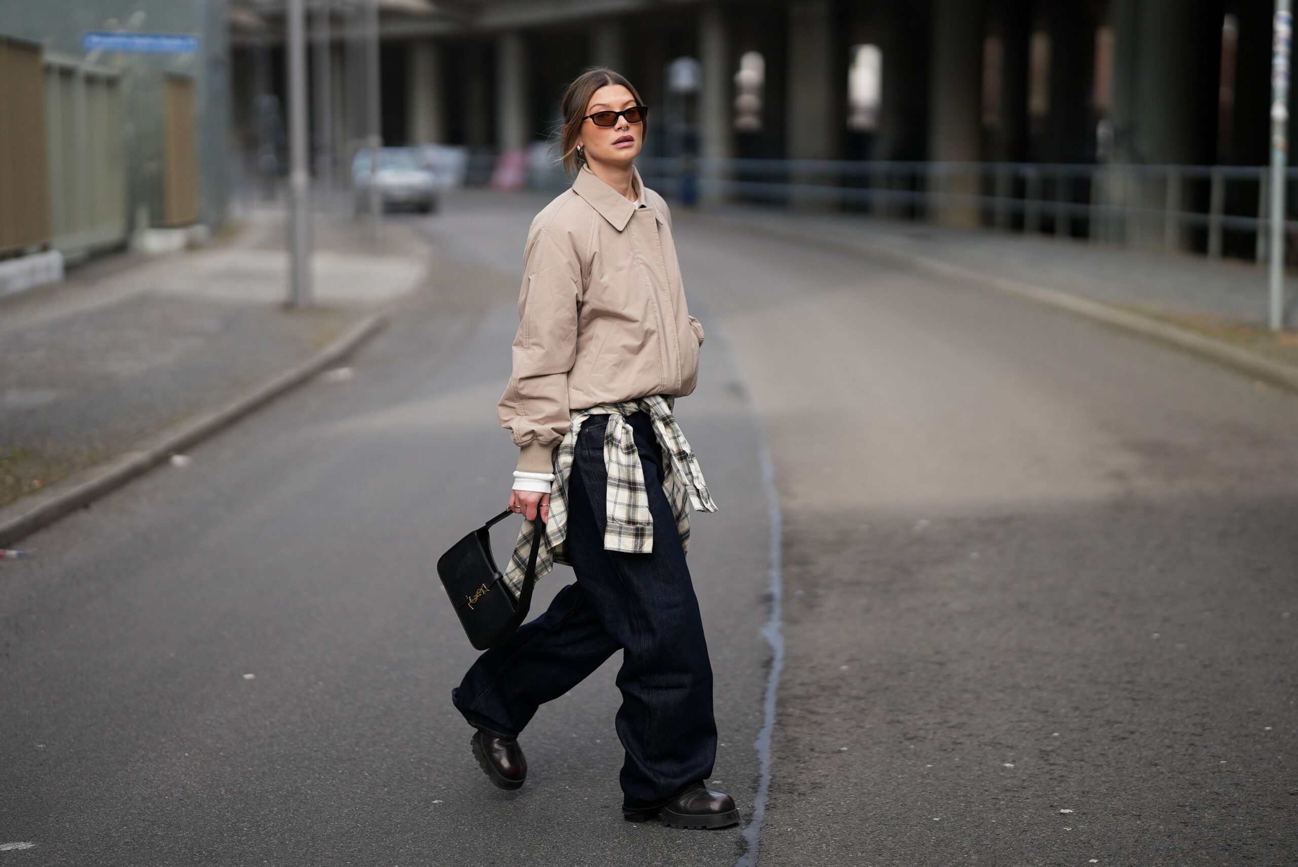 How to Wear Carpenter Jeans, Spring’s Most Wearable Denim Trend