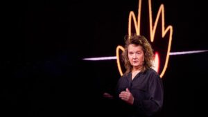 How to power the world 24/7 — without oil | Cindy Taff