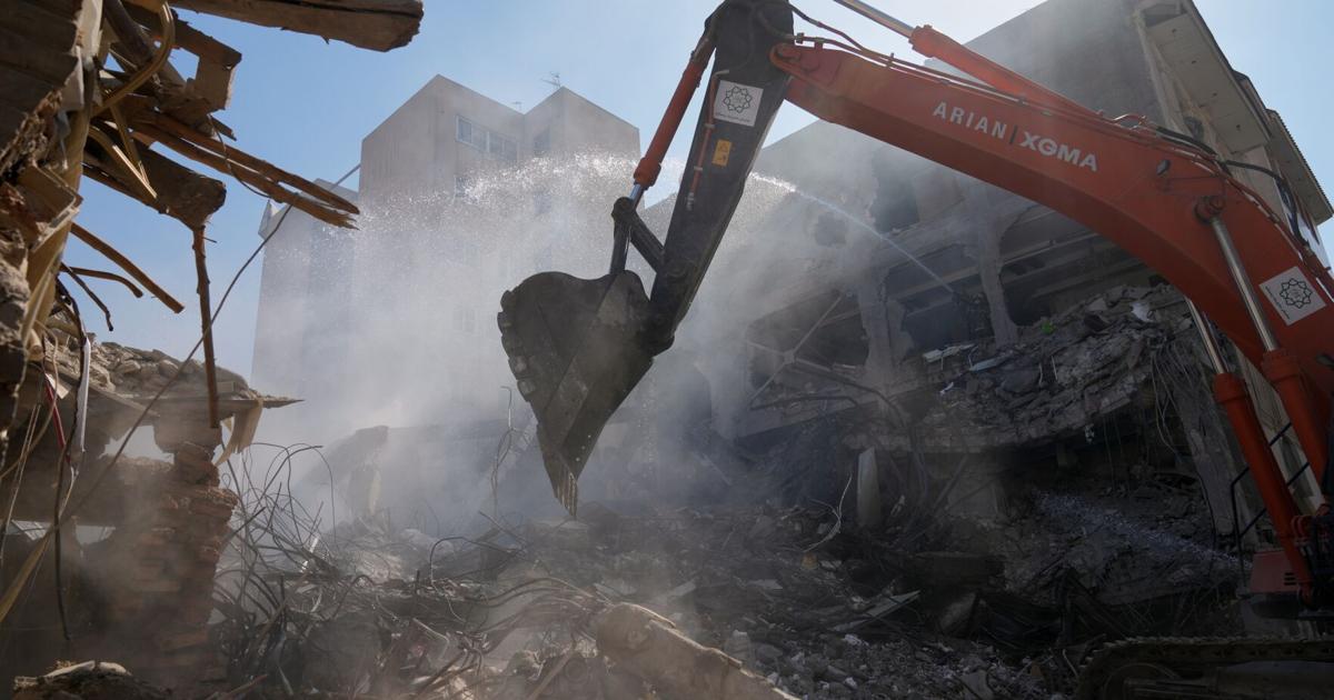 Russia and China veto watered-down UN resolution aimed at reopening the Strait of Hormuz