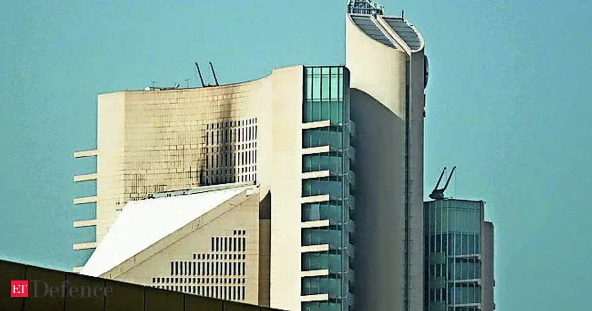 Iran strikes Gulf energy infra, hits UAE, Bahrain and Kuwait