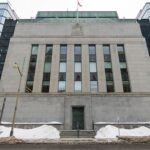 Oil Holds Gain as Traders Brace for Fresh Attacks in Middle East