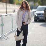 How to Style Dark Blue Jeans for Spring, According to the Fashion Pros