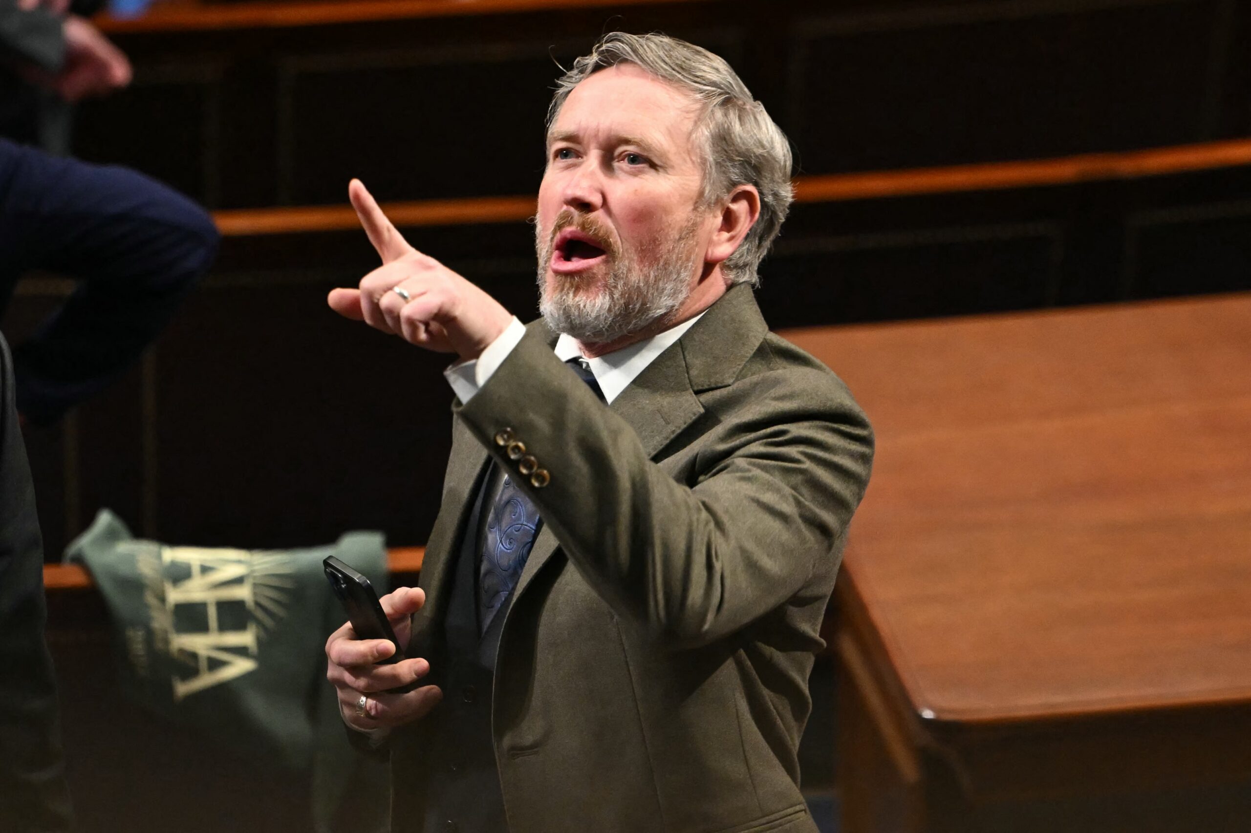 The War Powers Resolution Could Save the Country—and Trump