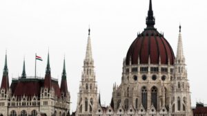 Top Hungary news: poll bombshell, leaked transcripts – 8 April, 2026