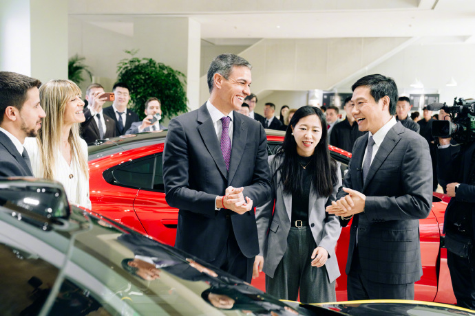Spanish Prime Minister Pedro Sánchez visits Xiaomi Technology Park in Beijing