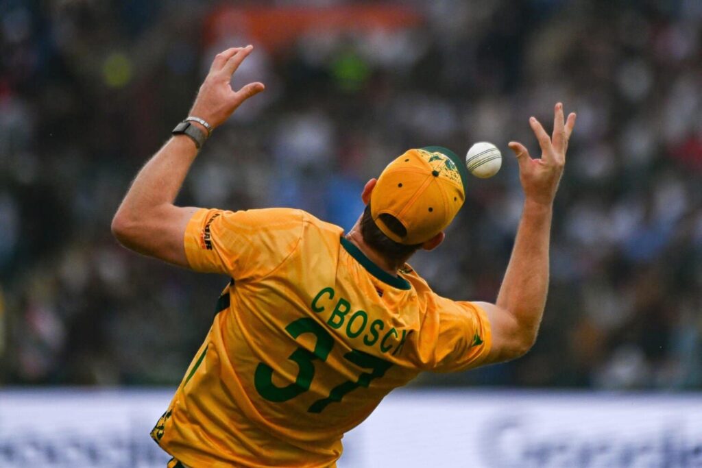 ‘Not our standards’: Bosch admits Proteas must clean up sloppy fielding