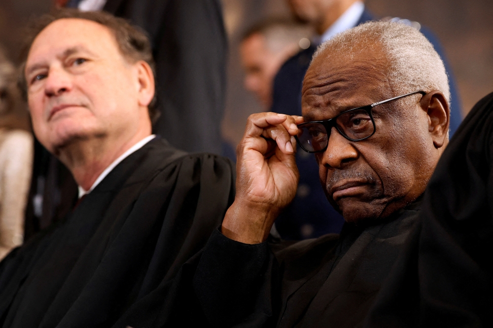 For aging US Supreme Court justices, the politics of retirement looms large