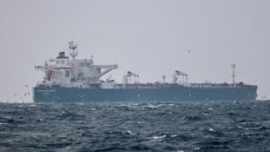 Oil Tankers Test Hormuz Reopening