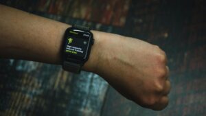 Button Health Trackers: Future Beyond Fitbit | Mirage News