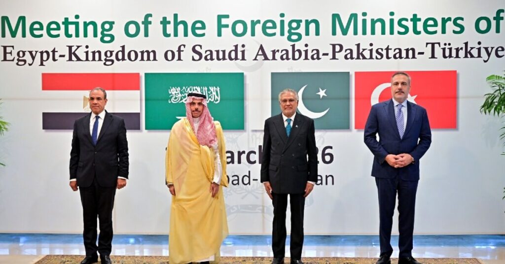 Pakistan hosts Saudi, Turkey, Egypt for talks on Mideast war