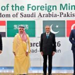 Pakistan hosts Saudi, Turkey, Egypt for talks on Mideast war