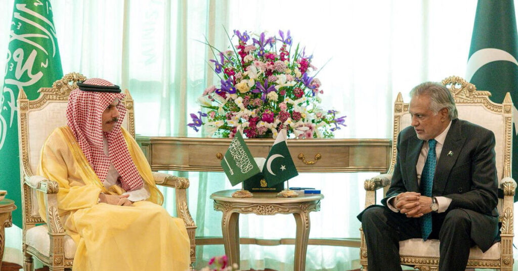 Pakistan hosts regional powers for Iran talks with focus on Hormuz proposals