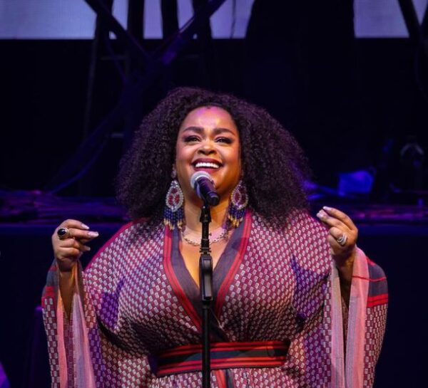 Jill Scott announces South Africa return as fans rush to secure tickets