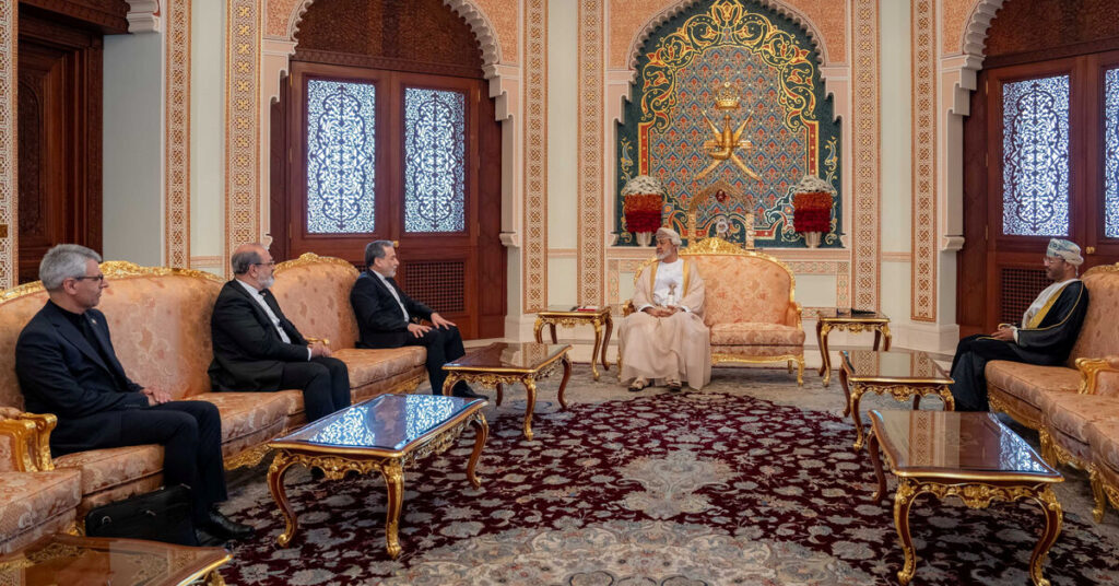 Iran’s Araqchi discusses efforts to end war and Hormuz security with Oman
