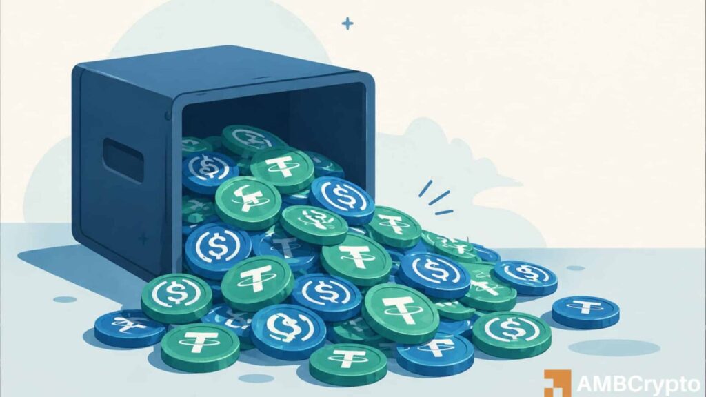 $3.4B flows into stablecoins in April – Why are traders still holding back?