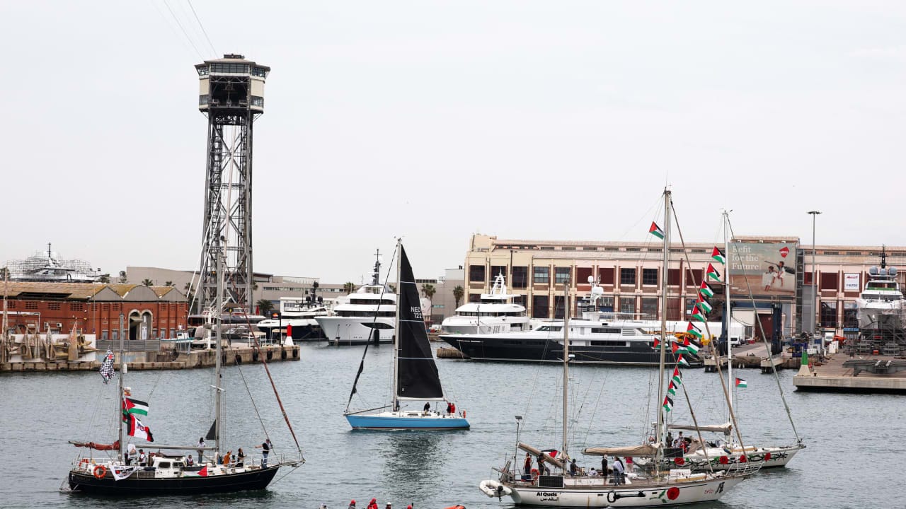 Gaza-bound Global Sumud Flotilla approached by warships, activists claim
