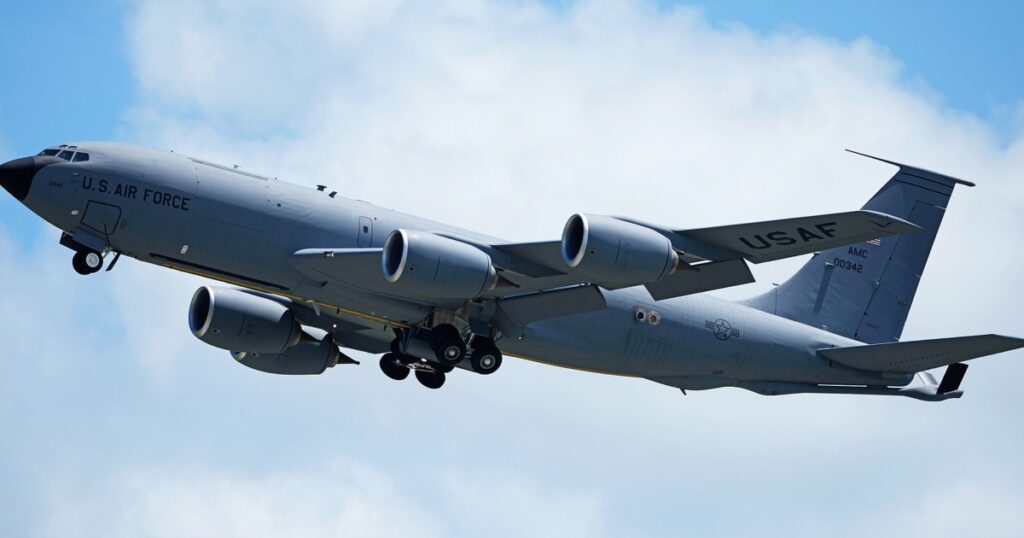 4 U.S. crew members killed, 2 missing after refueling plane crashes in Iraq