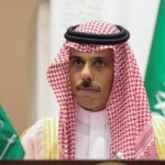Saudi FM Meets Canadian Counterpart in France