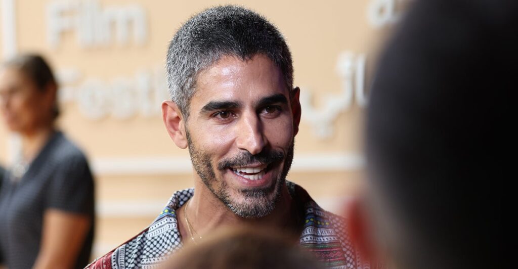 Journalist Ahmed Shihab-Eldin Leaves Kuwait After Release From Detention, U.S. Official Says