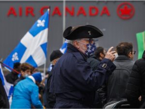 Hanes: Air Canada CEO was naive about French before. Now he seems downright clueless