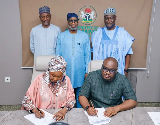 Nigeria Secures $1.3B Deal for Alumina and Mining Growth