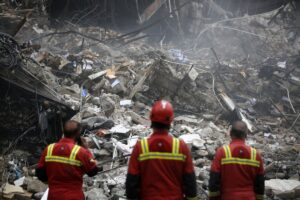 Israel Launches Fresh Wave of Attacks on Iran as Rift With Trump Grows