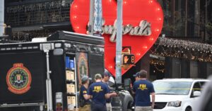 FBI probes “potential nexus to terrorism” in deadly Texas bar shooting