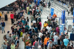 CEOs of top airlines demand Congress restore funding to Homeland Security and pay airport workers