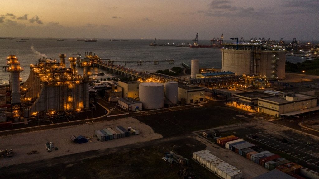 US court sends $4 billion LNG legal battle back to Virginia state court