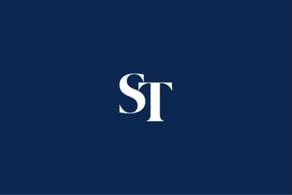 UKMTO says bulk carrier hit by unknown projectile near Qatar